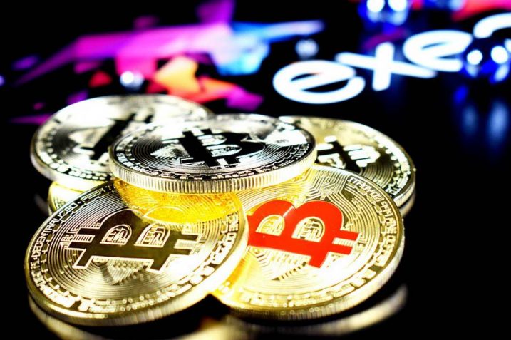 Bitcoin Inches Closer to $15k as BTC Dominance Decimates Altcoins 21
