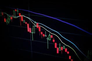 Bitcoin's Dip to $30k Caused $8.09B in Liquidations in the last 24hrs 17