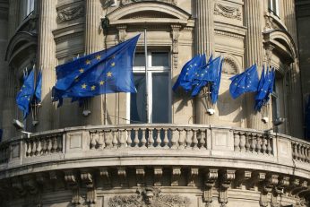Coinbase Urges the Public to Oppose EU Vote Targeting Crypto Wallets 14