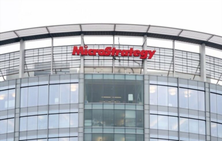 MicroStrategy Won't Backpedal on its Bitcoin Game Plan - CFO 9