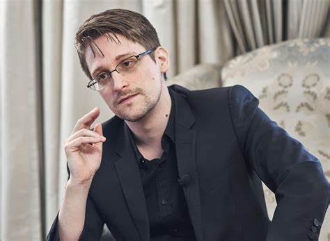 Edward Snowden Itching To Buy The $BTC (Bitcoin) Dip For The First Time Since March 2020 12