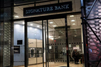 Shareholders Sue Signature Bank And Former Executives For Fraud 19