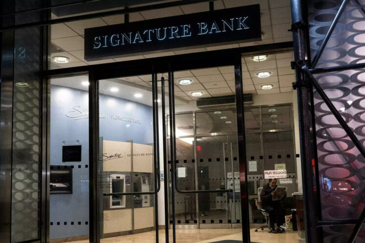 Shareholders Sue Signature Bank And Former Executives For Fraud 18