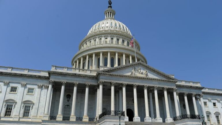 U.S. Lawmakers Push For Regulatory Clarity With New Crypto Bill 14